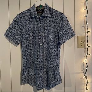 United Colors of Bennetton button down t-shirt sz M.